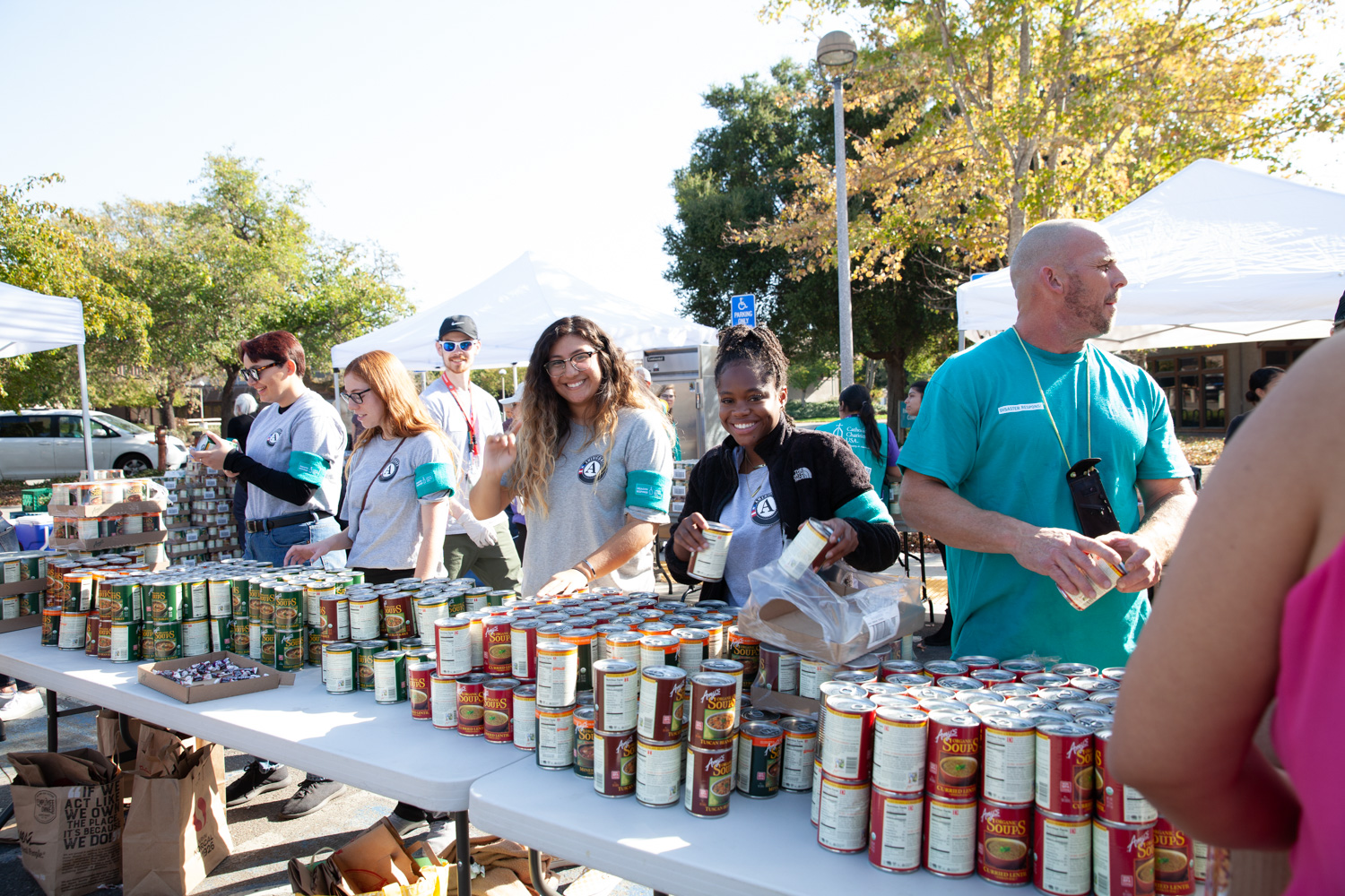 Volunteers at a food drive after the Kincade Fire in Sonoma County
